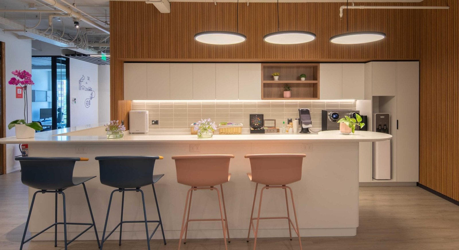 Oficinas Novo Nordisk | Arquitectura: FMZ Arquitectura | Lighting Design: Docevolts - Francisca Nicoletti
