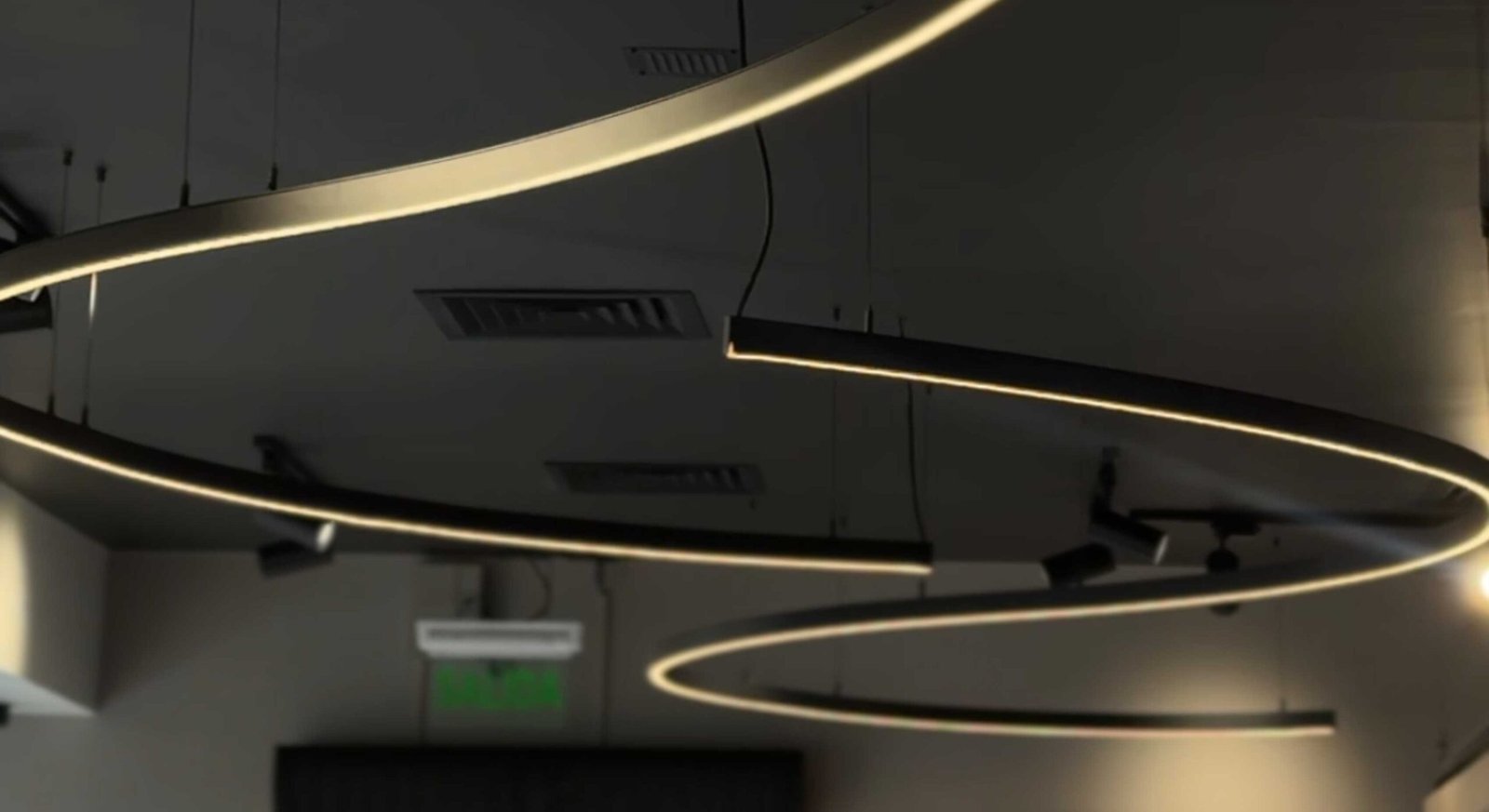 Retail ARAMCO | Arquitectura y Lighting Design: ESMAX
