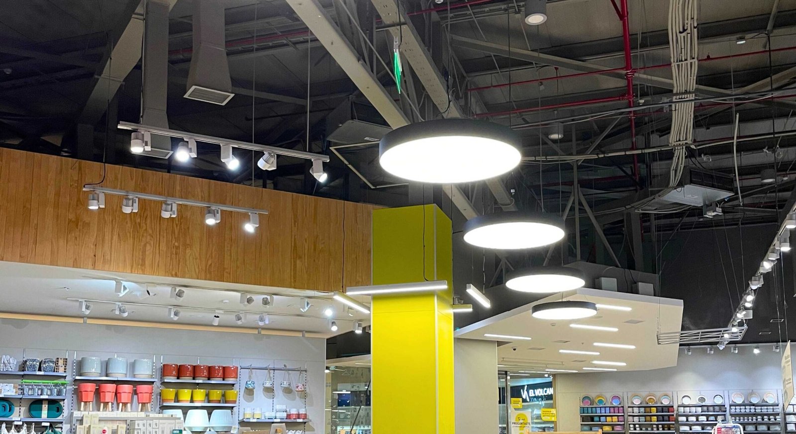 Showroom Casaudeas | Lighting Design: Luxia Lighting