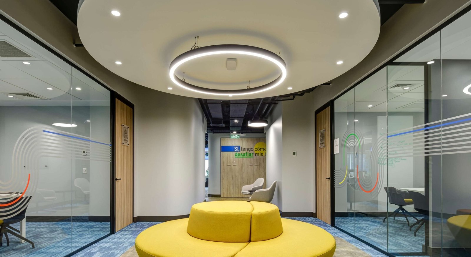 Oficinas BCI Pagos Arquitectura y Diseño Collective Architecture