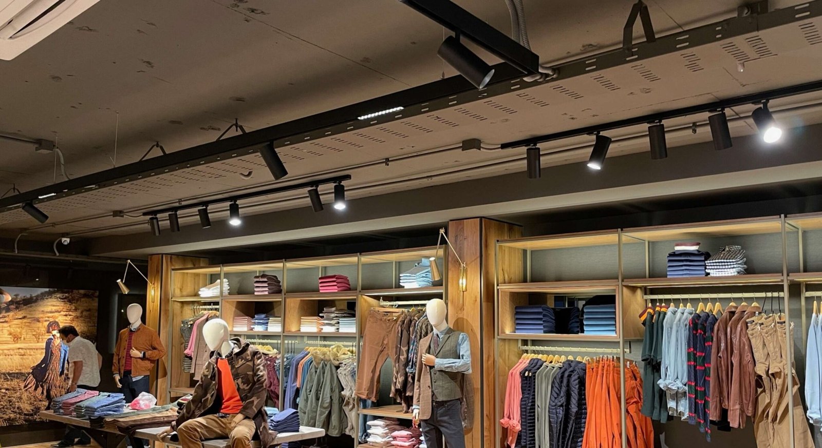 Retail Saville Row | Arquitectura y Diseño: Enrique Concha | Lighting Design: CONTRALUZ
