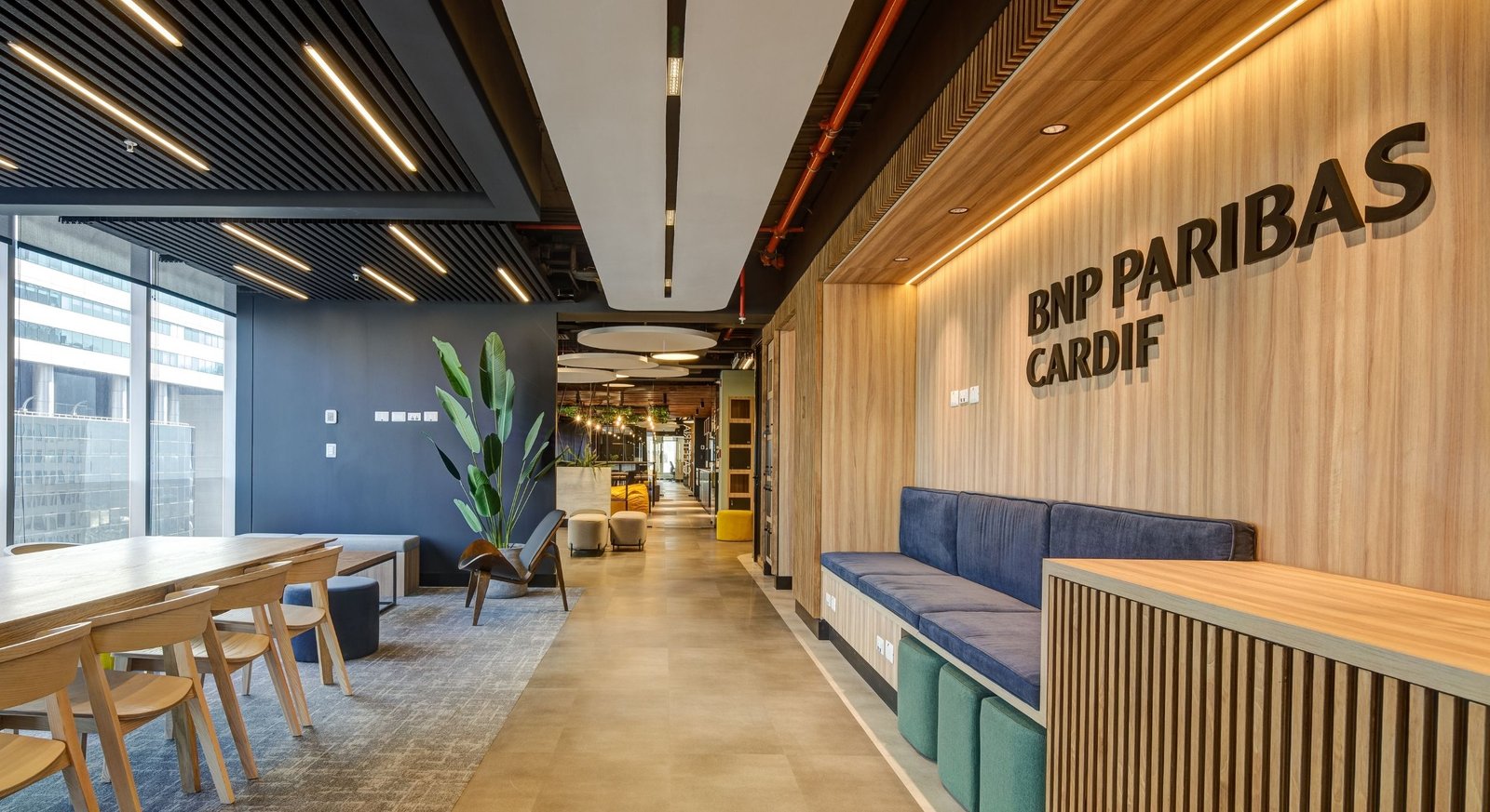Oficina BNP Paribas Cardif Arquitectura y Lighting Design Grupo E Arquitectura (1)