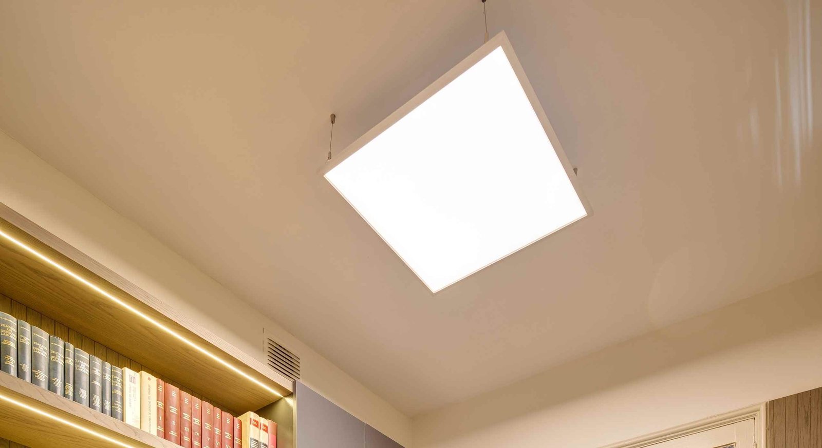 Oficinas Barrios | Lighting Design: Diseño de Luz