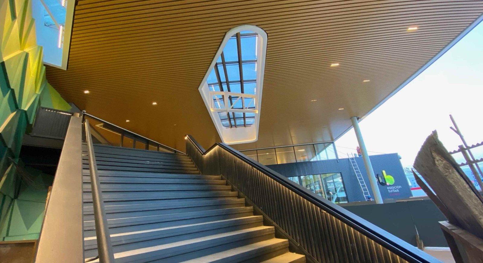 Terminal TURBUS | Arquitectura: Estudio FES Arquitectos | Lighting Design: Diseño de Luz